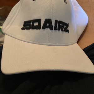 SQAIRZ Men’s White Black Ball Cap Hat Adjustable white Polyester Square Bill OS
